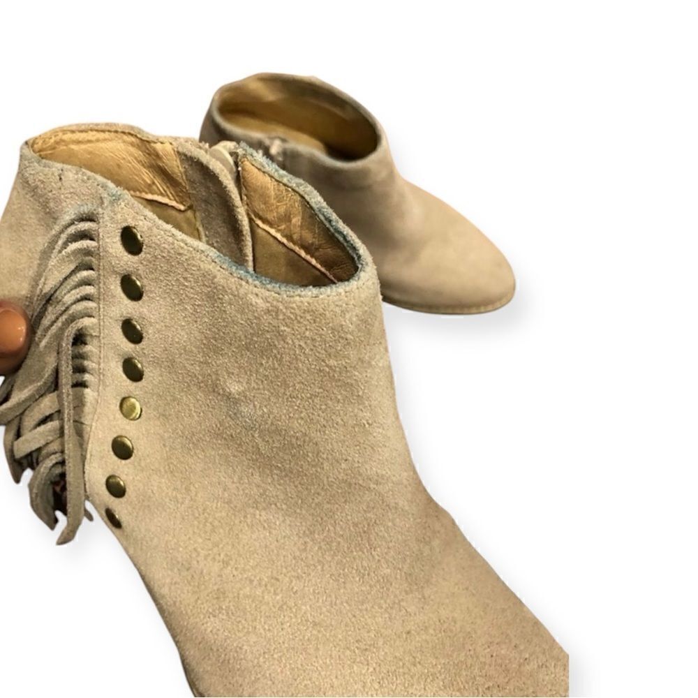Vionic Tan Upright Faros Suede Heeled Boots Size 5 - Picture 6 of 6